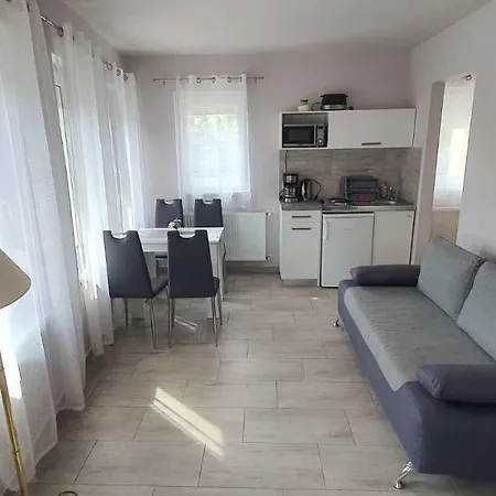 Apartment In - Balaton 44880