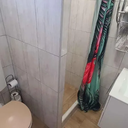In - Balaton 44880 شقة