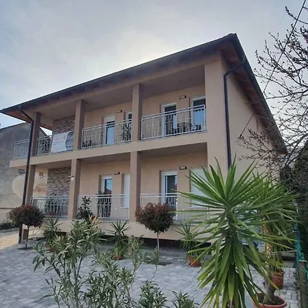 In - Balaton 44880 Apartamento *